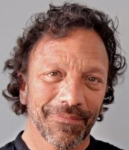 Adil Qureshi mini profesor de arteterapia Adil Qureshi mini profesor de arteterapia