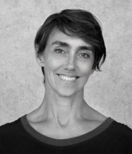 Elena Vallet mini profesora de arteterapia Elena Vallet mini profesora de arteterapia