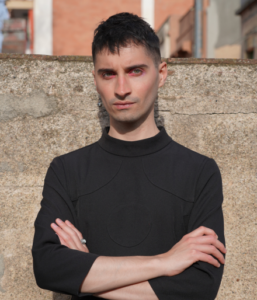 Gabriel Virgilio mini profesora de arteterapia